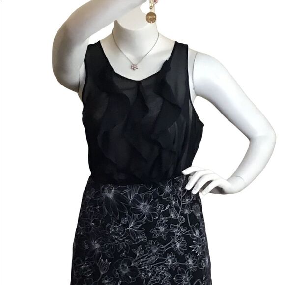 Polyester elastic waist skirt   - Picture 1 of 5